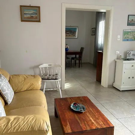 Holiday home Casa Vacanze Diana Viareggio
