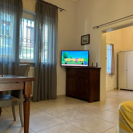 Casa Vacanze Diana Holiday home Viareggio